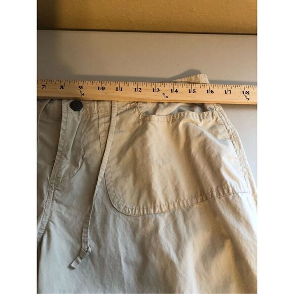 Abercrombie & Fitch Neutral Tan Cropped Cargo Baggy Pants Woman’s Size 6 - Picture 7 of 11